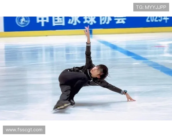 花滑小明：壁上观的三百六十日冰上诗